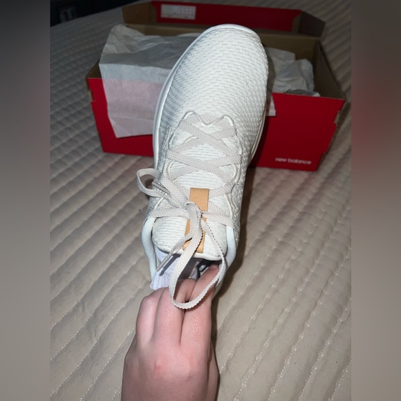 New Balance FreshFoam Sneakers - Picture 3 of 5